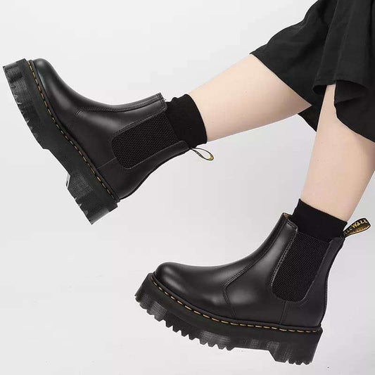 Black malina boot