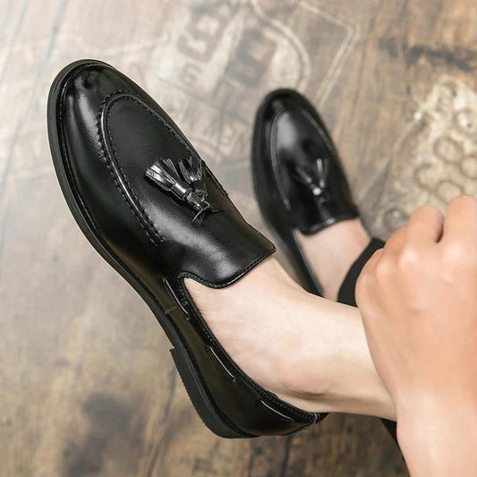 Dual tassel Loafer