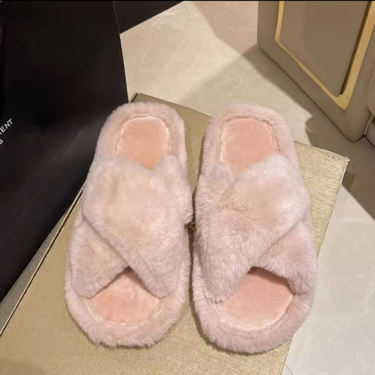 Cross comfy slipper